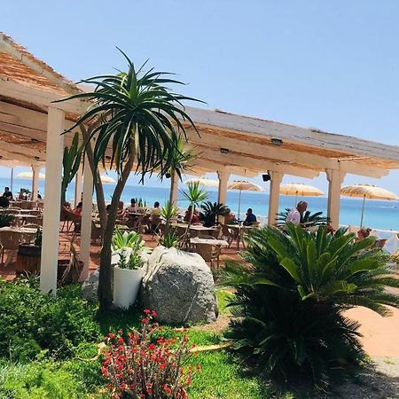 Hotel Grotticelle Capo Vaticano Exterior foto